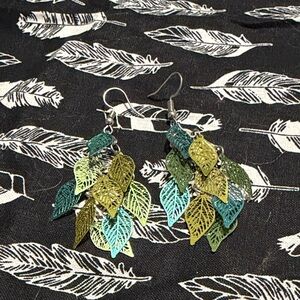 Elegant Multicolor Leaf Dangle Earrings